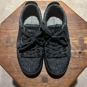 Size 7 gray women’s Allbirds sneakers